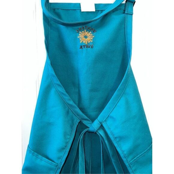 Ventana Vista Pocket Apron Adjustable Neck And Waist - Picture 7 of 7